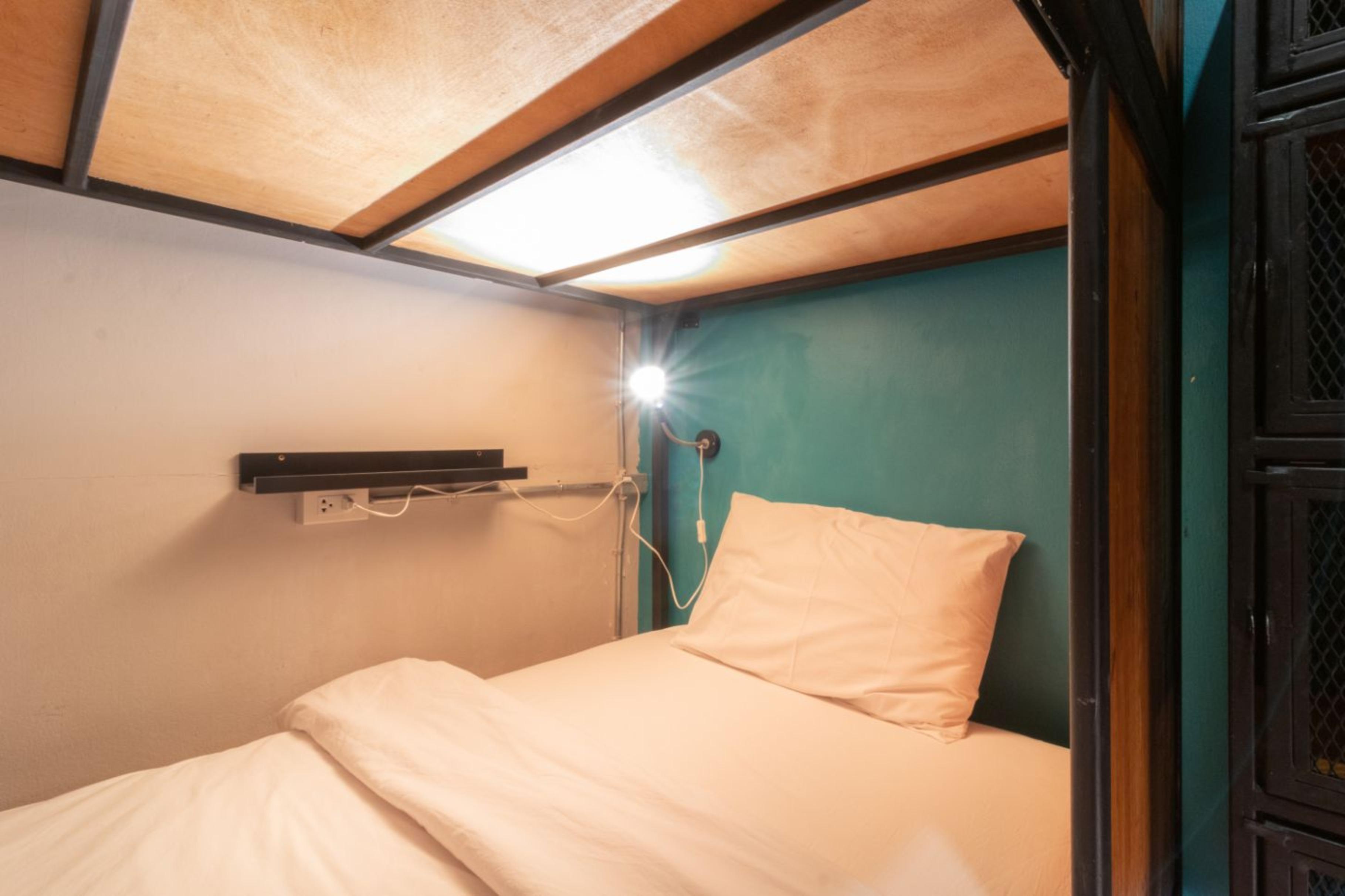 4Share Hostel (Adults Only) Bangkok Exterior foto